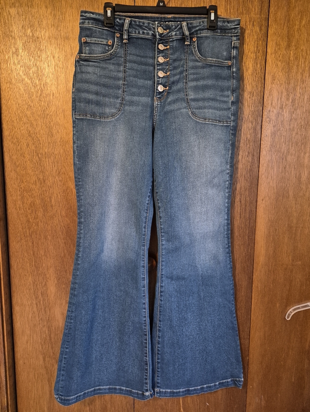 NWOT American Eagle Flare Jeans